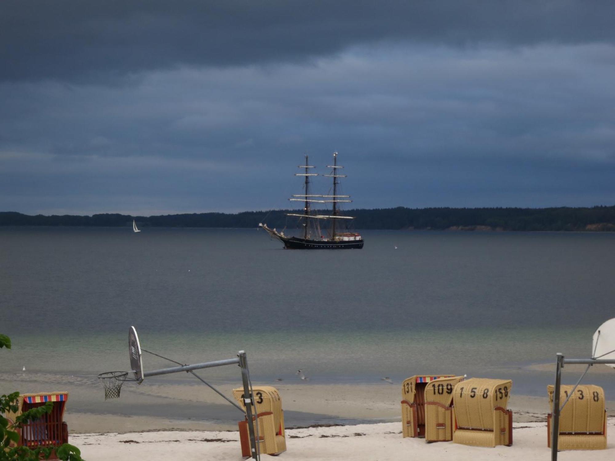 Apartment 10 - "Borbyblick" - Blickrichtung Hafen Und Offene See Eckernförde エクステリア 写真